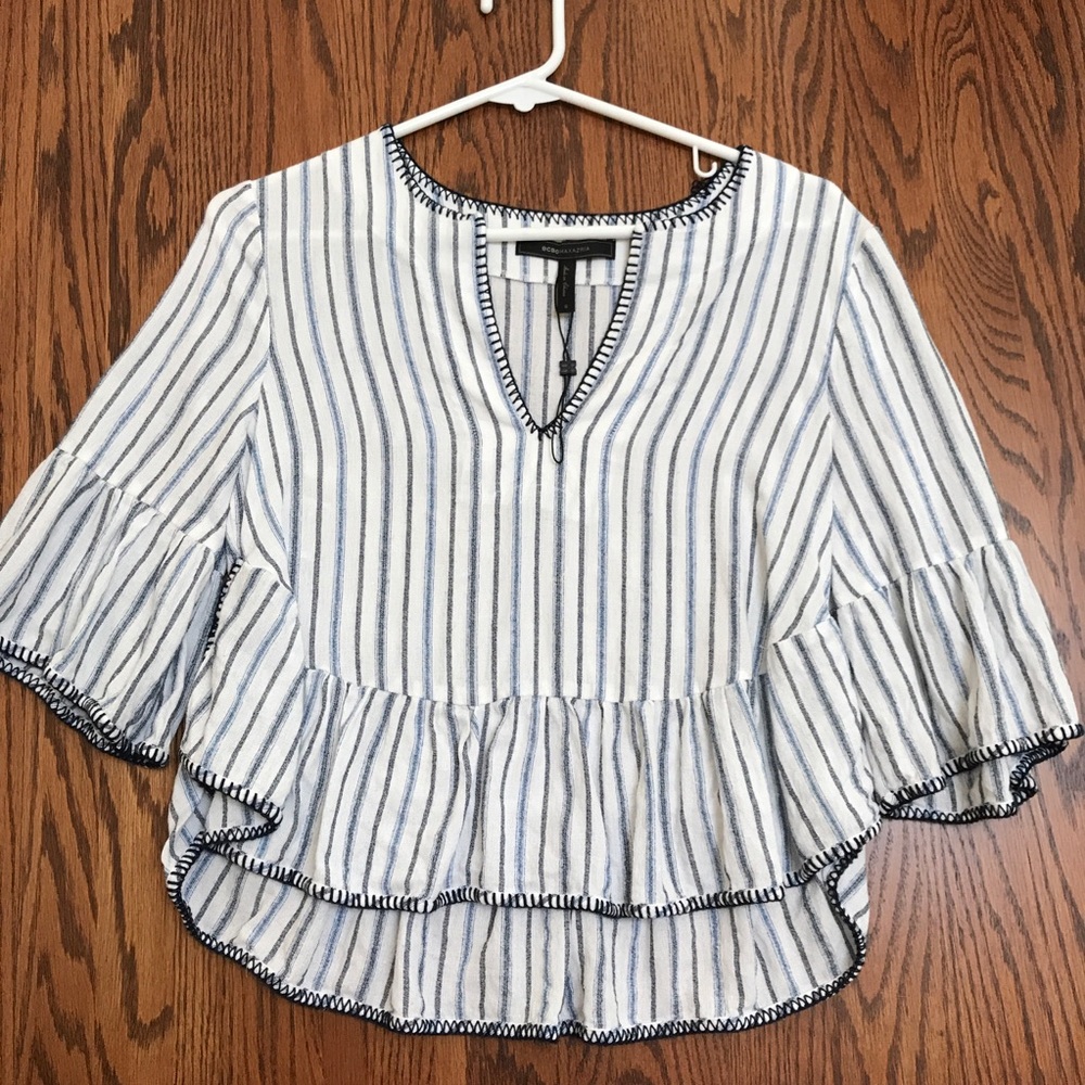 BCBG blue white stripe w whip stitch edge peplum